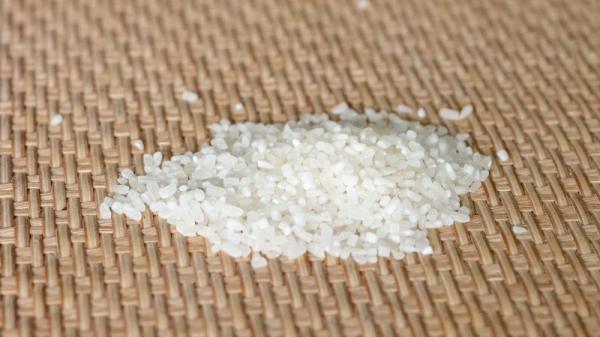 تفاوت برنج نیم دانه با لاشه